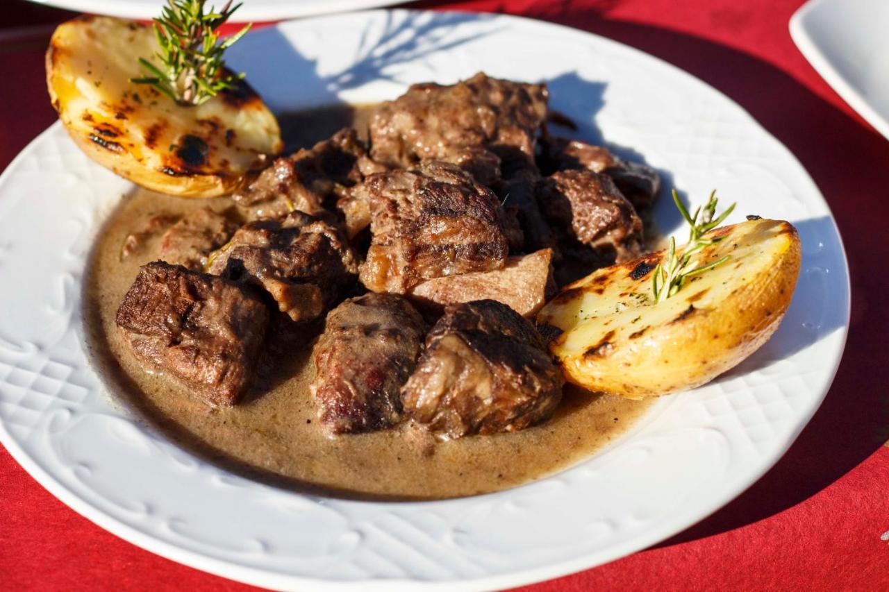 Ca La Conxita Hostal & Restaurante Otel La Vajol Dış mekan fotoğraf
