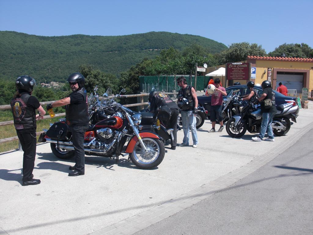 Ca La Conxita Hostal & Restaurante Otel La Vajol Dış mekan fotoğraf