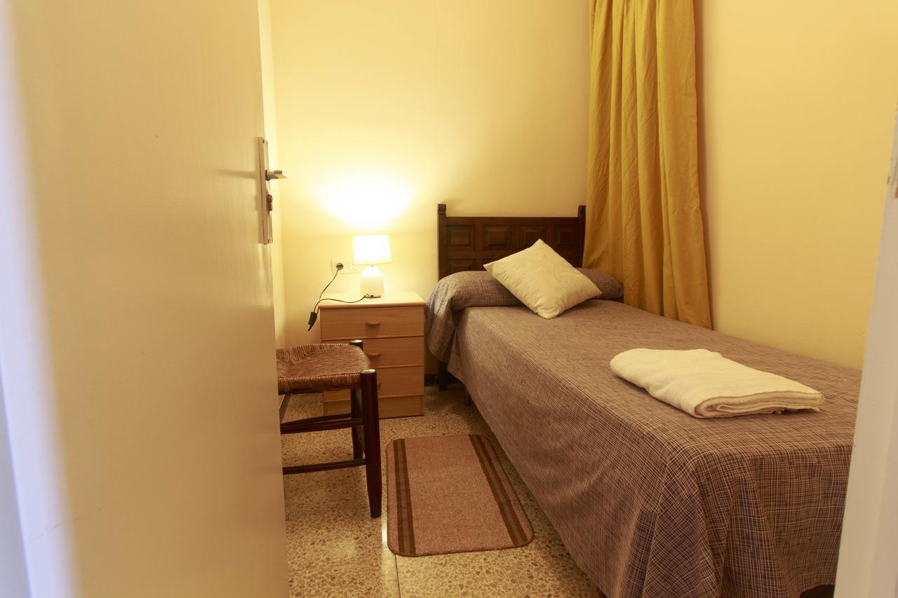 Ca La Conxita Hostal & Restaurante Otel La Vajol Dış mekan fotoğraf