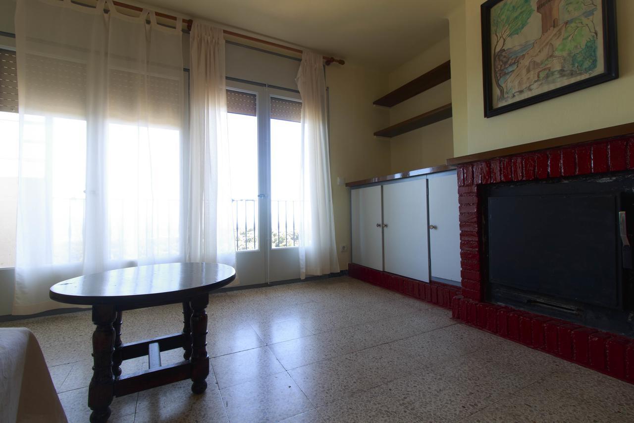 Ca La Conxita Hostal & Restaurante Otel La Vajol Dış mekan fotoğraf